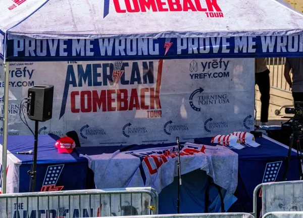 Estados Unidos: murió un activista conservador y aliado de Trump tras un tiroteo